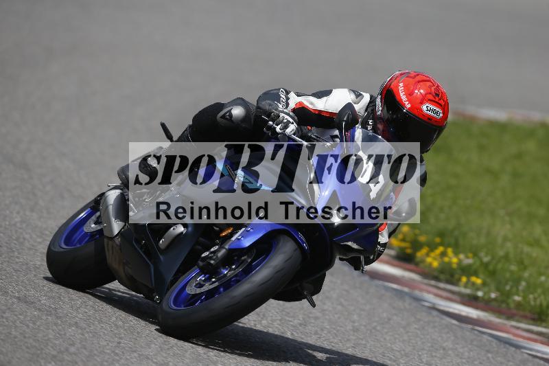 /Archiv-2024/29 12.06.2024 MOTO.CH Track Day ADR/Gruppe gelb/04